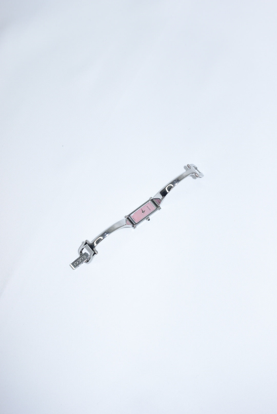 098. Gucci Vintage Horsebit Silver Watch With Pink Dial