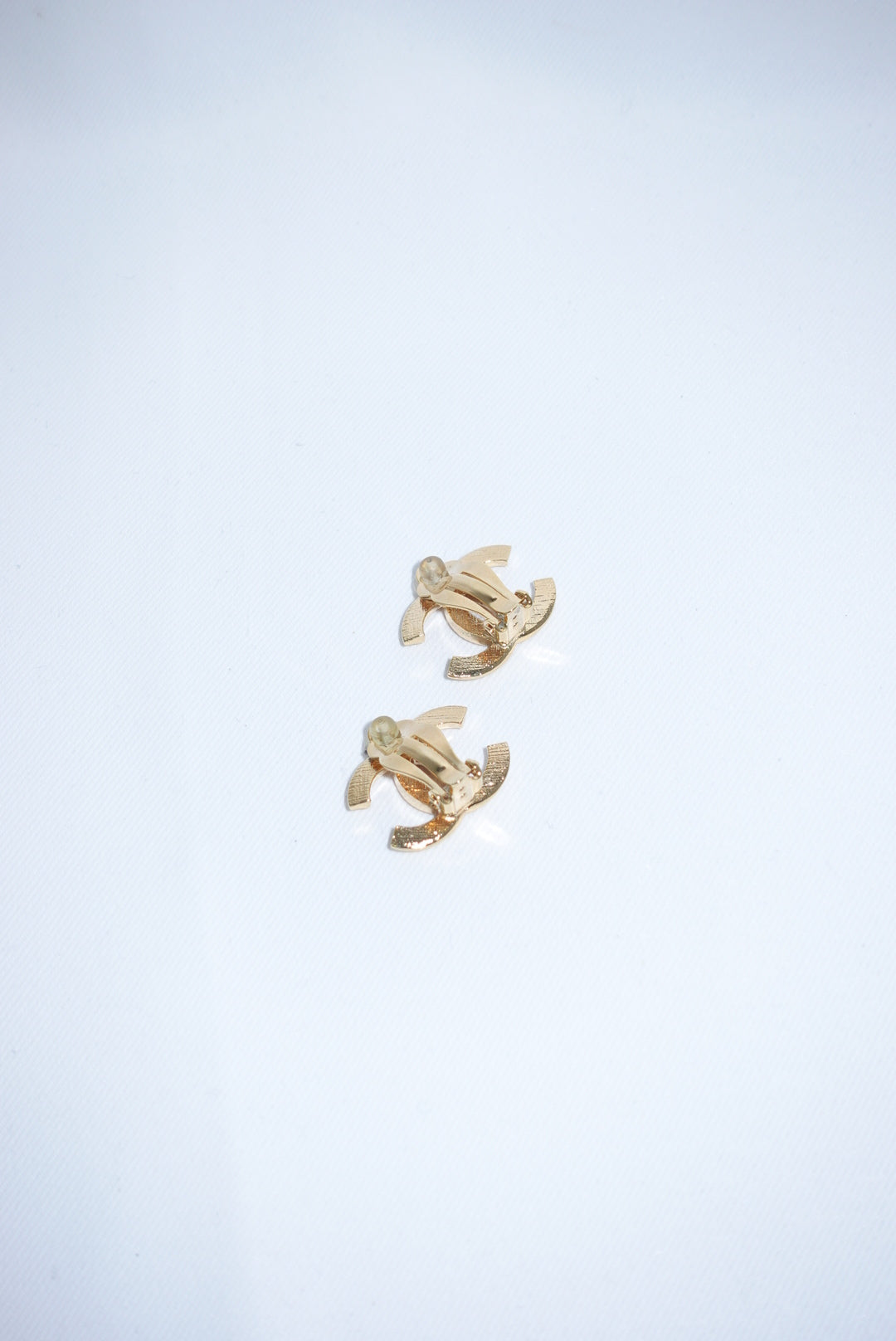 Chanel Vintage Gold CC Logo Clip Earrings