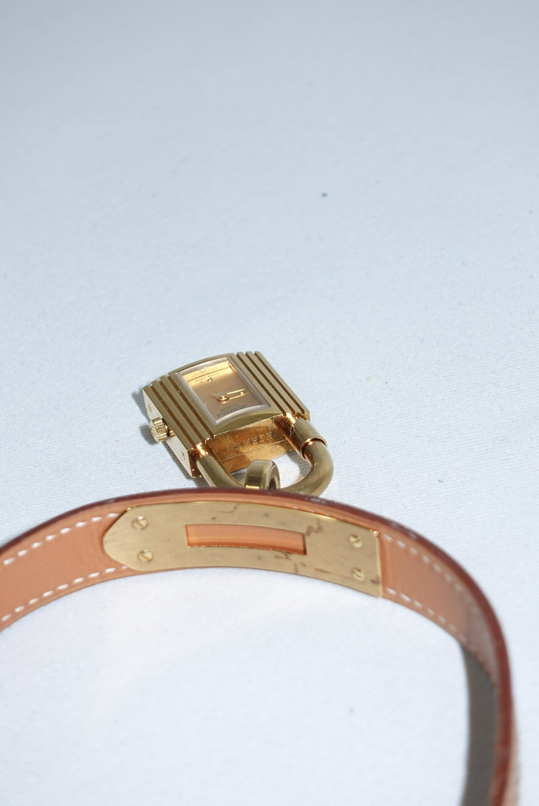 092. Hermès Kelly Vintage Watch with Camel Strap