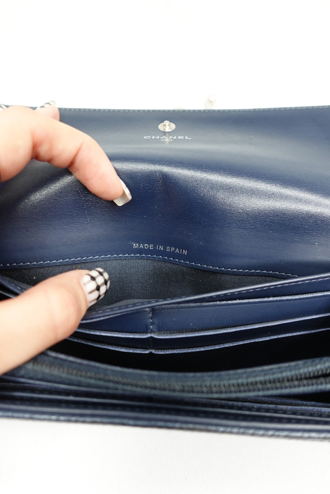 017. Chanel Re-Worked Flap W.O.C. Blue Navy CC logo