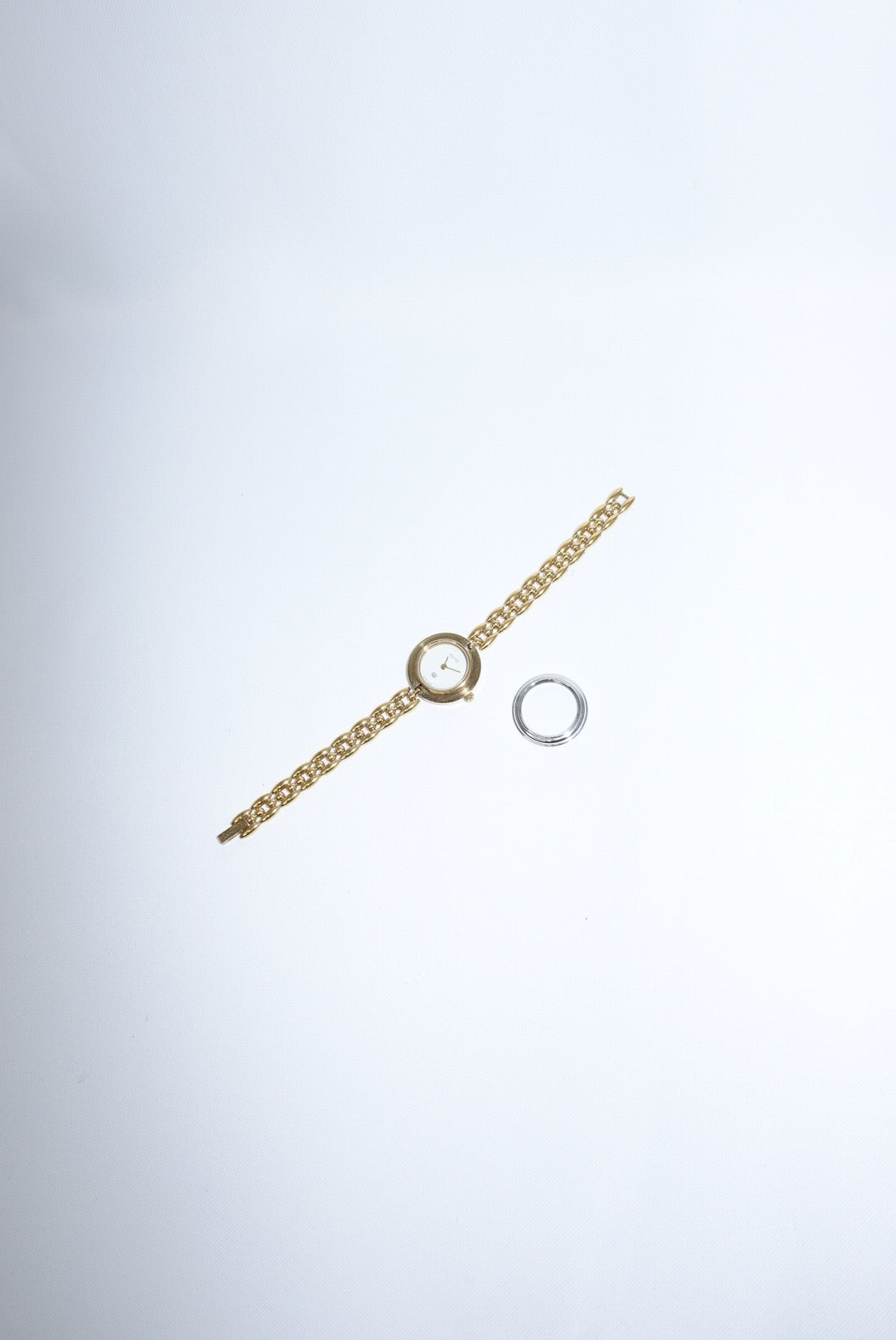 102. Gucci Bezel Gold Vintage Watch
