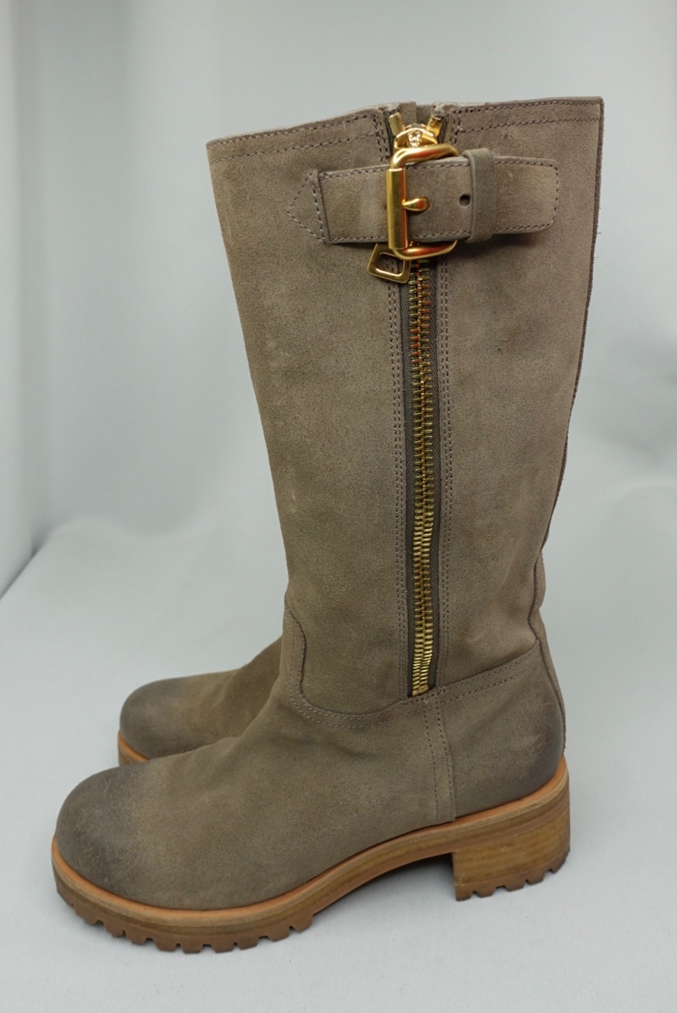 048. Prada Grey Suede Boots 38.5