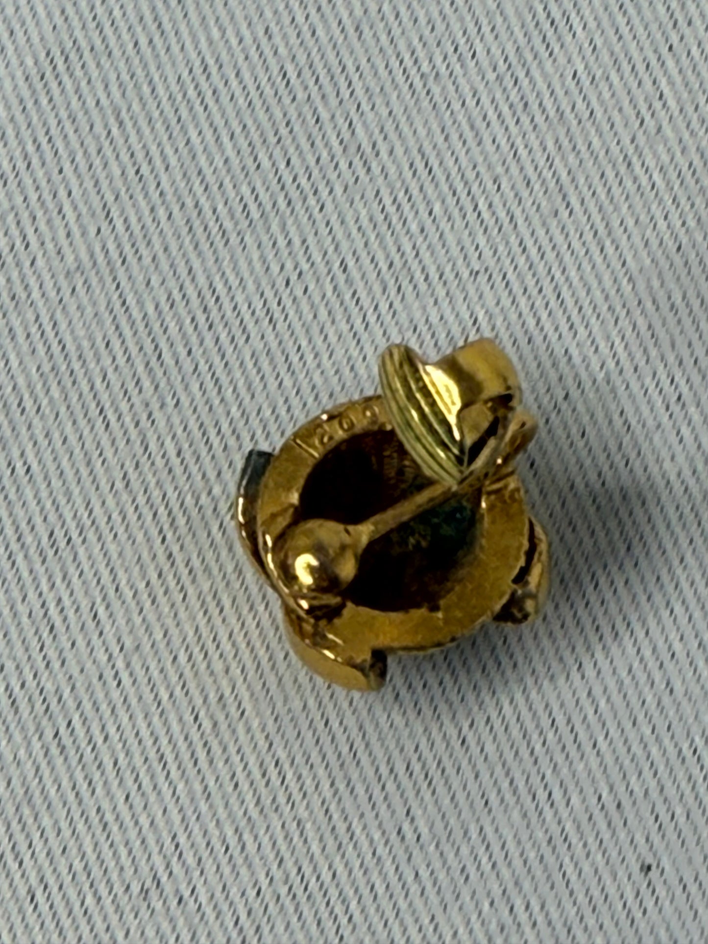 Orecchini vintage con clip e logo Chanel CC