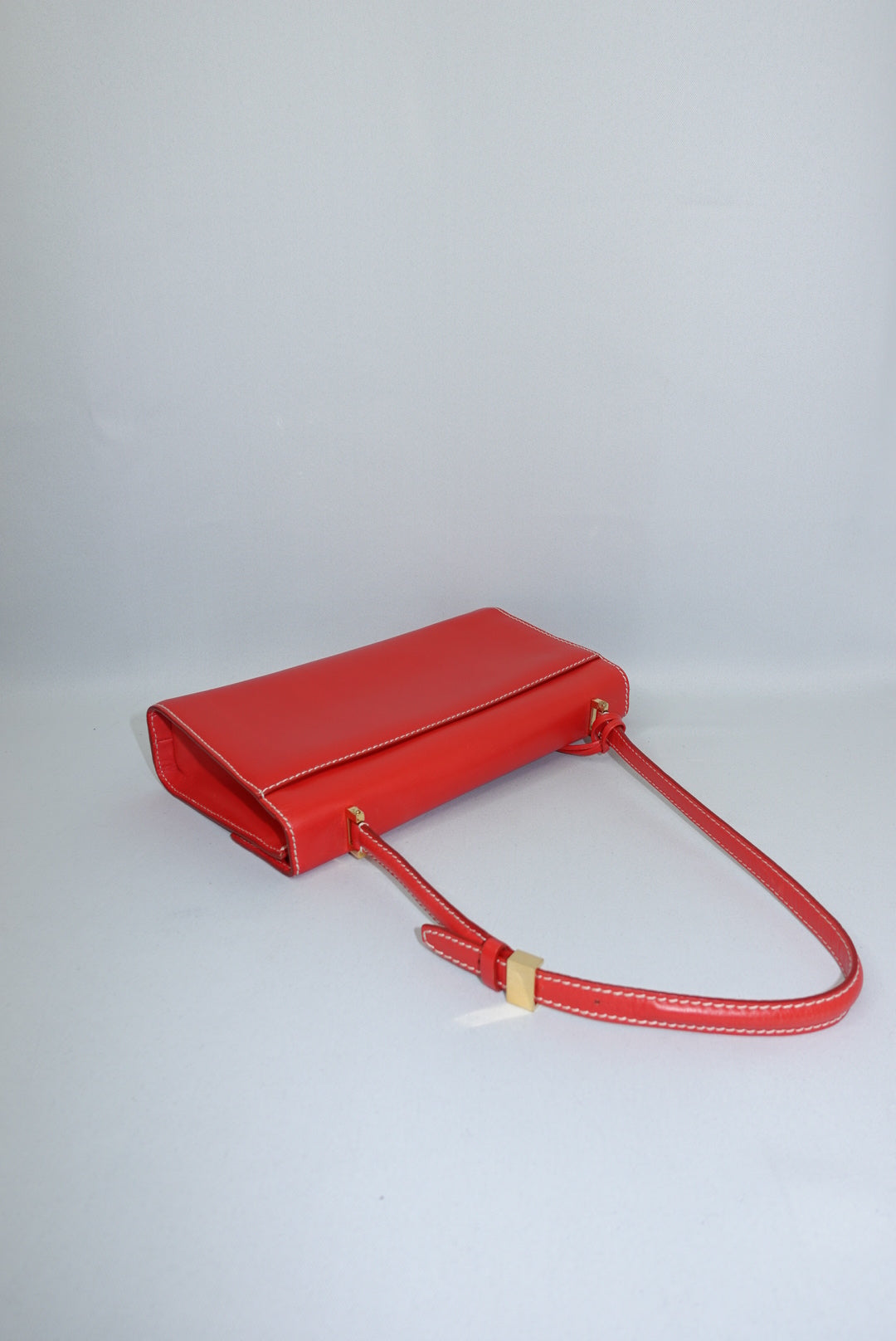 023. Ferragamo Vintage Lock Story Shoulder Bag