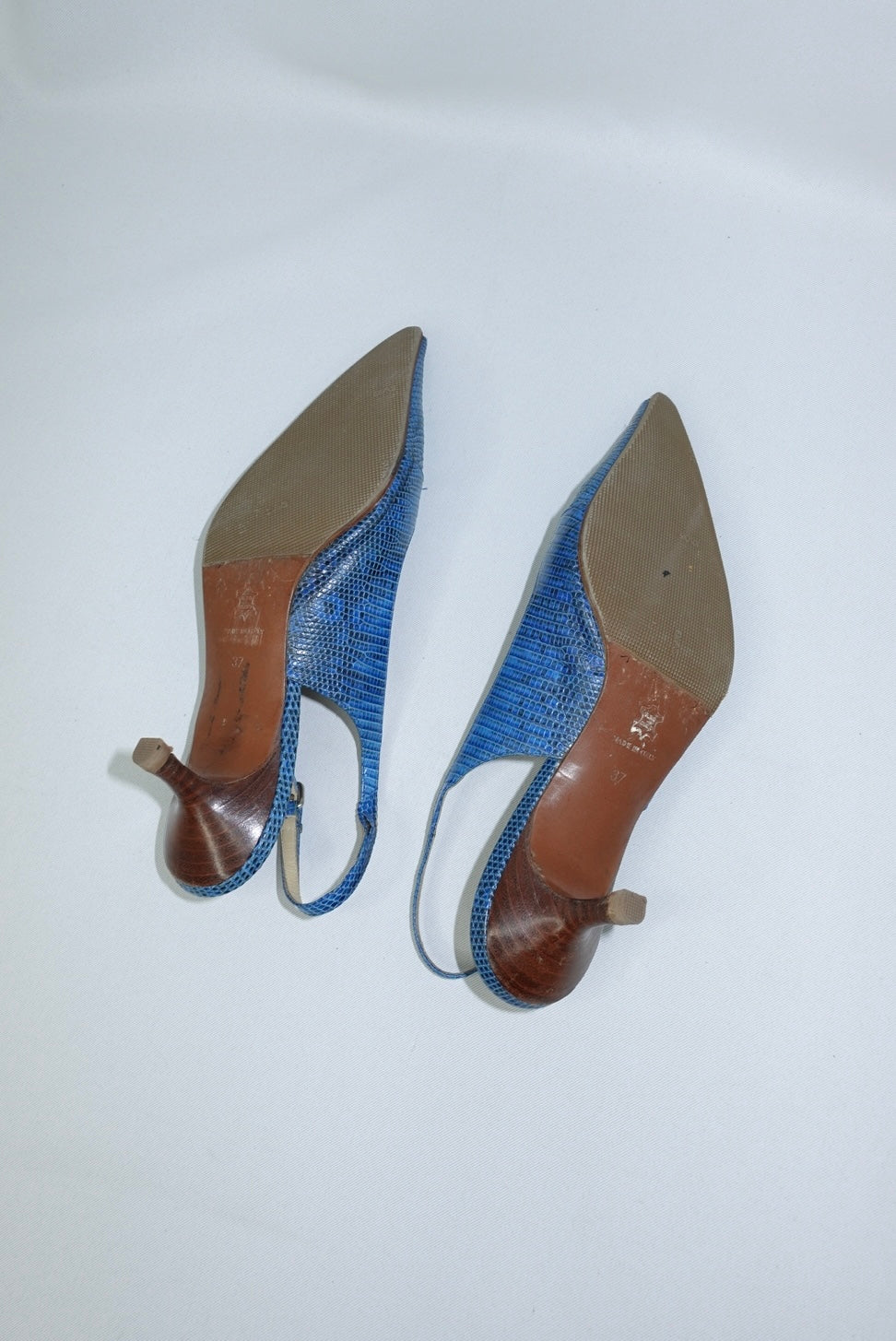 Cerulean Blue Vintage Pointed Toe Lizard Kitten Heels 37