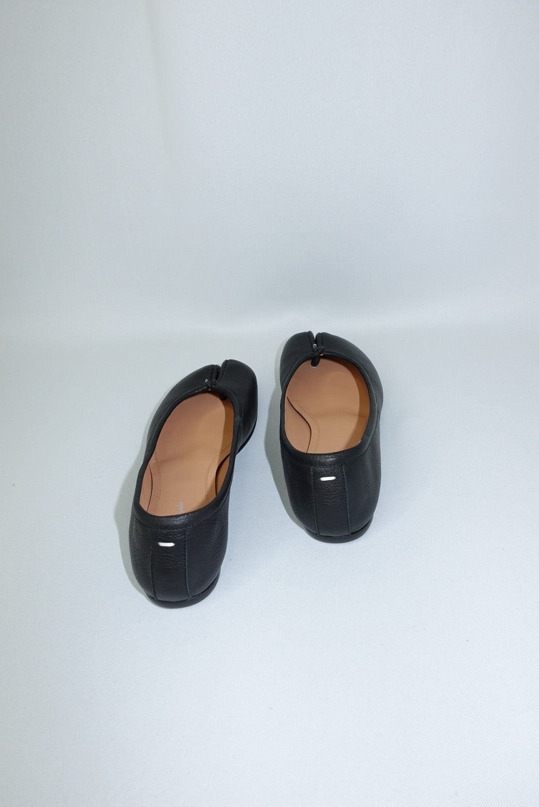 072. Margiela Tabi Ballet Flats Black 37