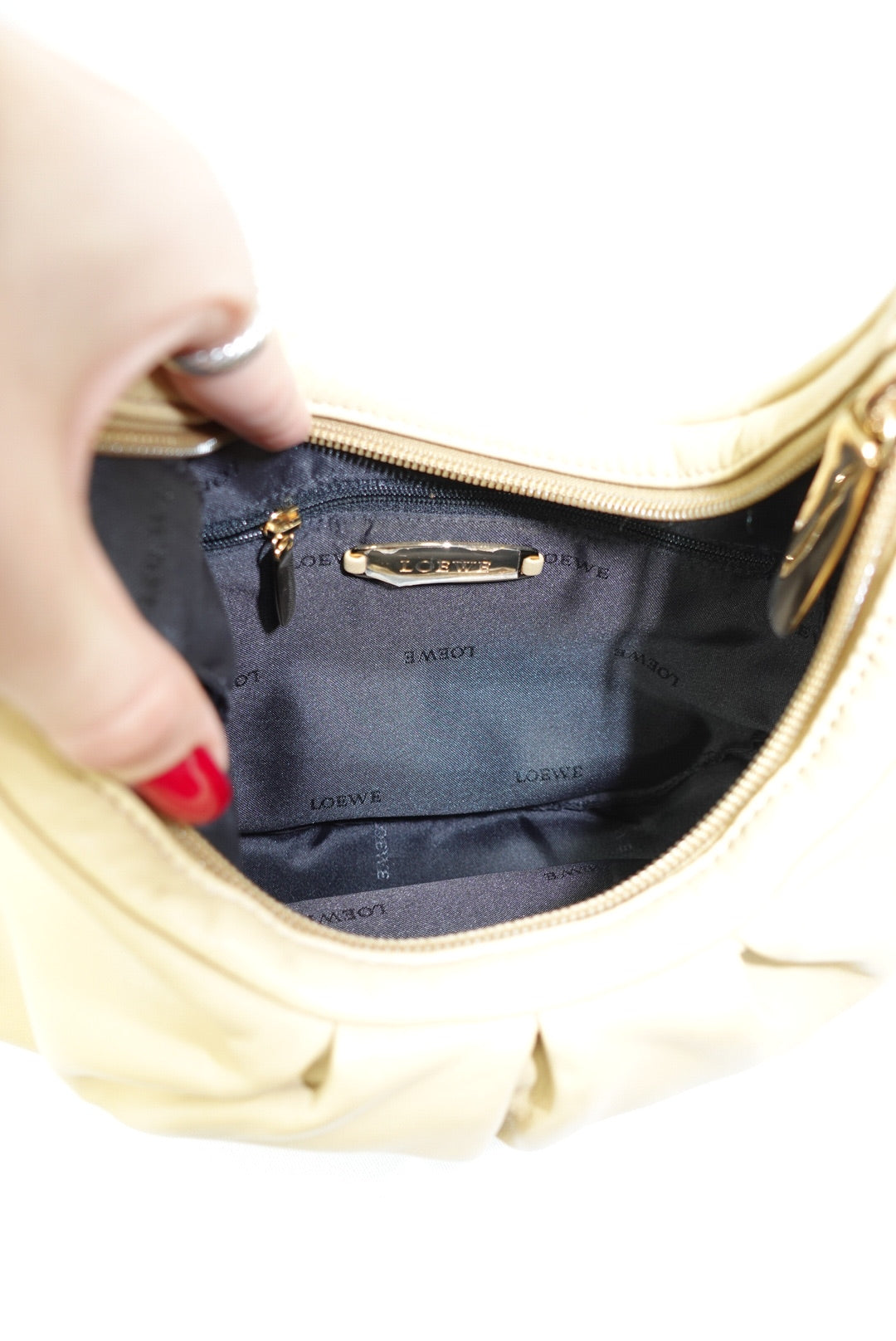 005. Loewe Vintage Beige Shoulder Bag