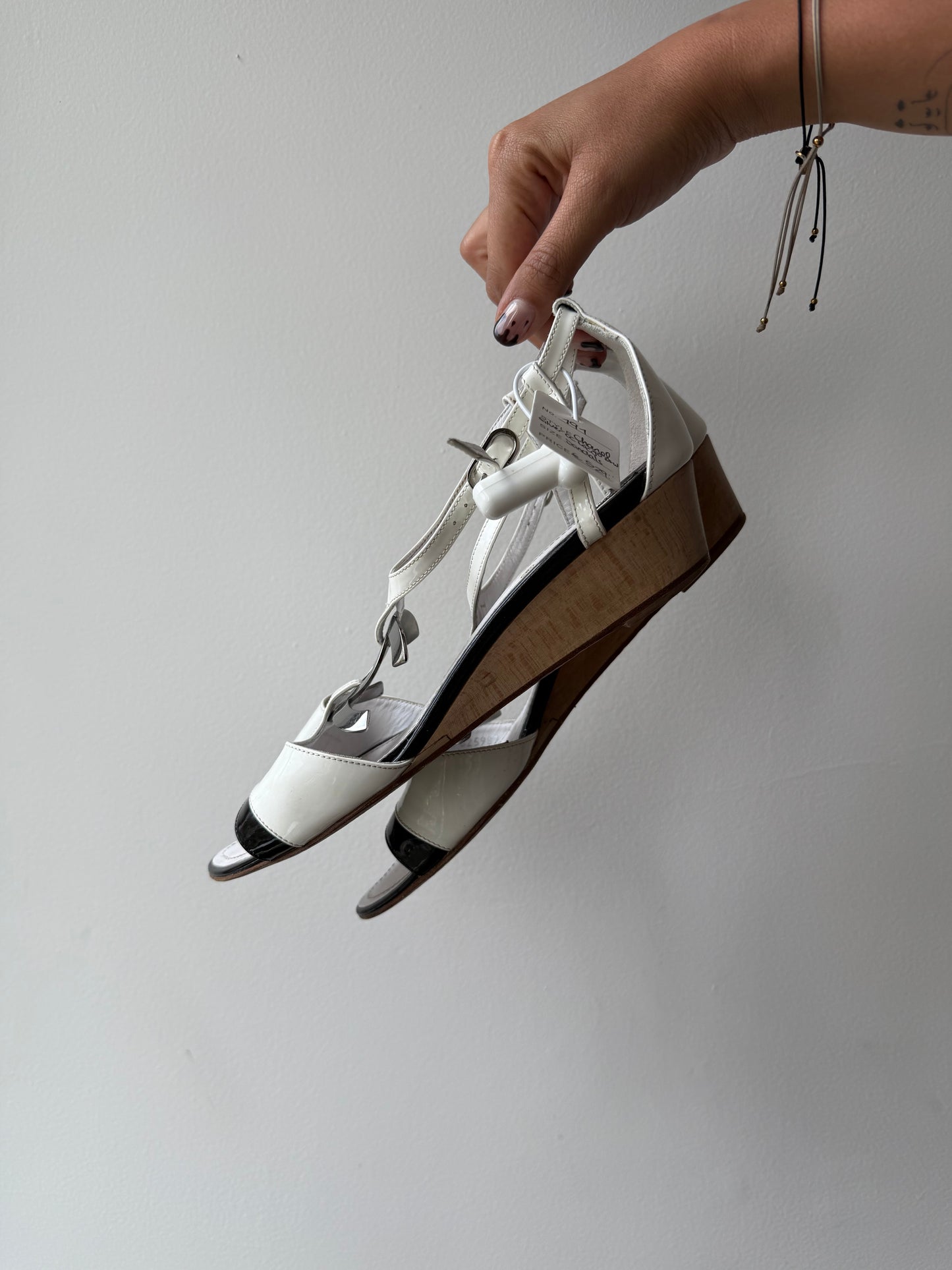 191. Chanel Silver CC Logo B&W Patent Leather Vintage Sandals