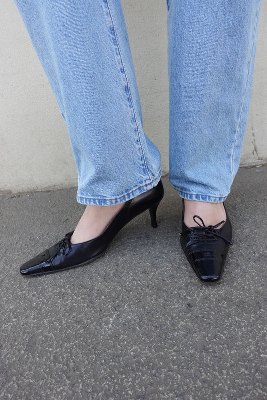 Chanel Vintage Shoes - Décolleté Square Toed Black 41