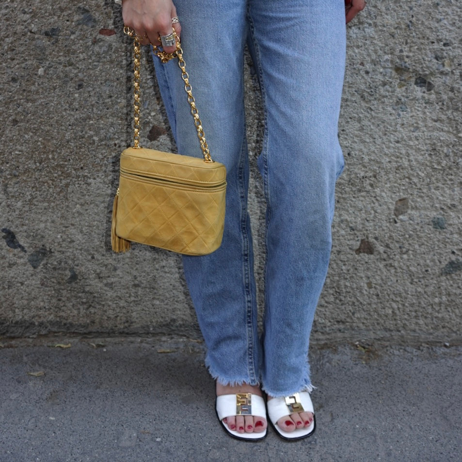 Borsa a tracolla Chanel Vintage Vanity giallo senape