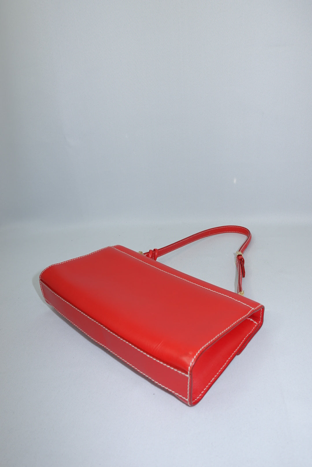 023. Ferragamo Vintage Lock Story Shoulder Bag