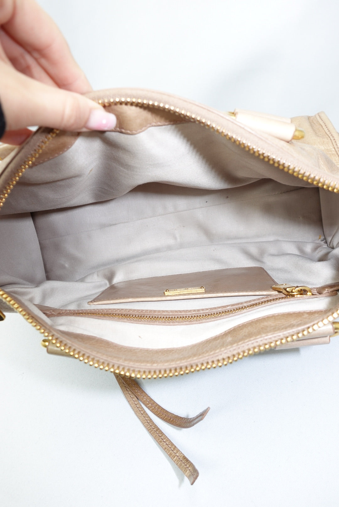 002. MIU MIU Bauletto Pale Pink