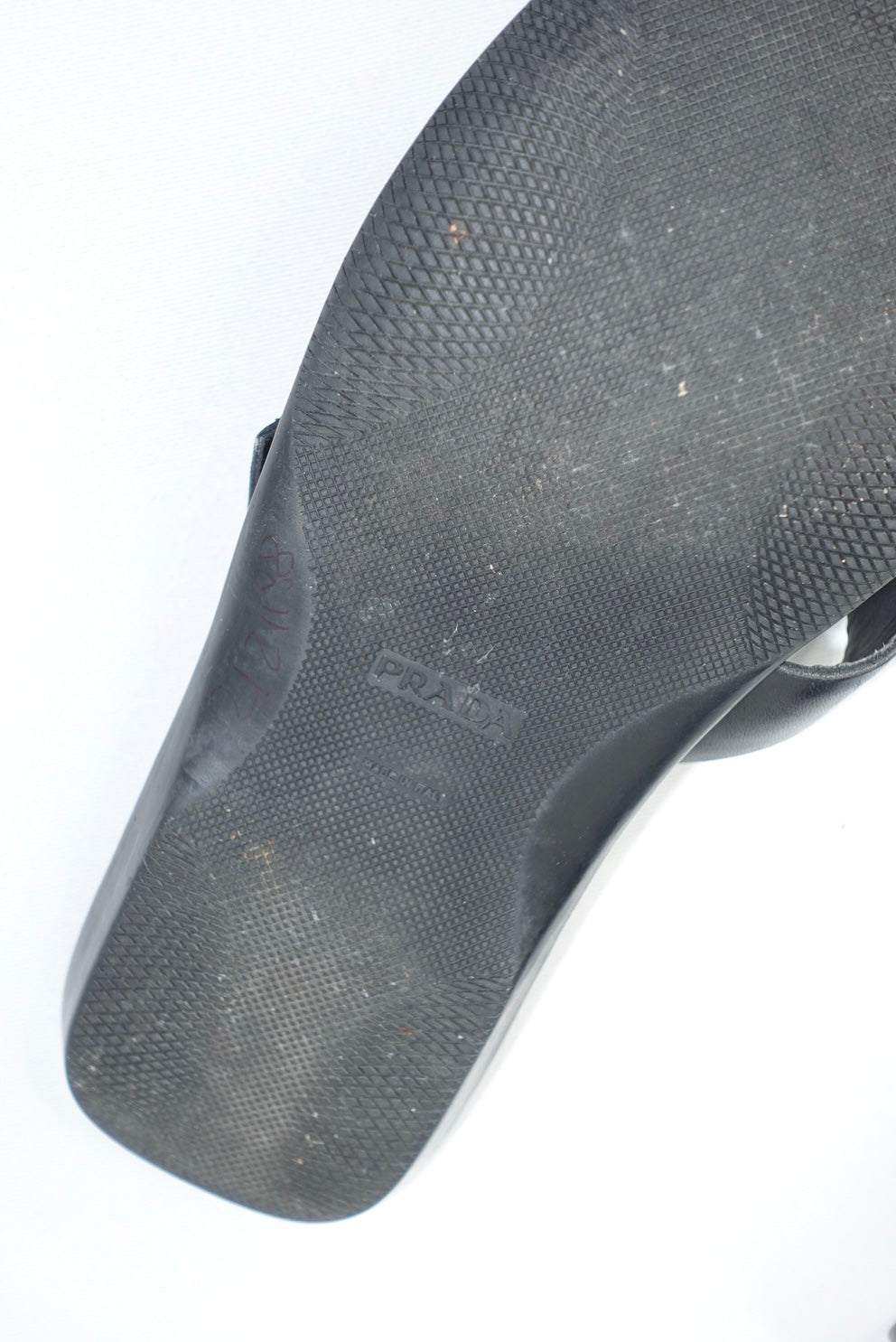 162. Prada Vintage Black Sandals 37