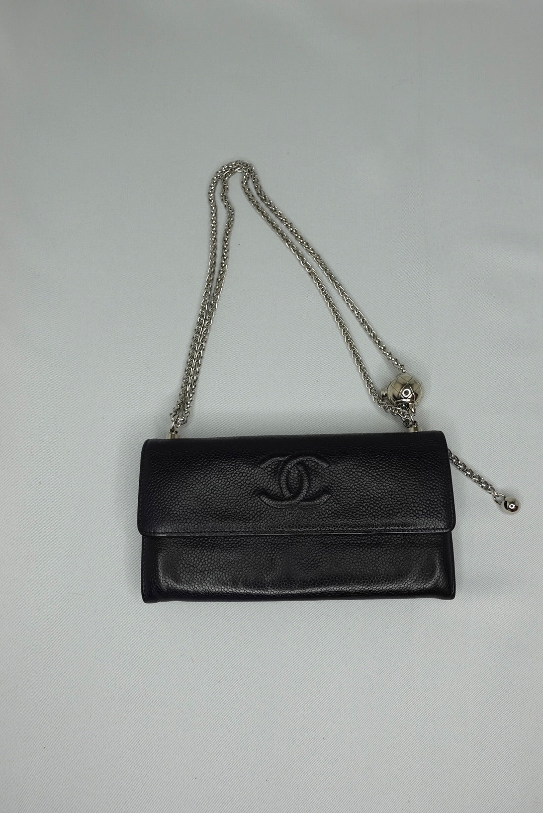 017. Chanel Re-Worked Flap W.O.C. Blue Navy CC logo