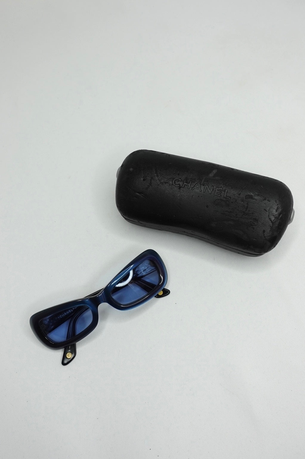 137. Chanel 2000s Gradient Blue Navy Sunglasses