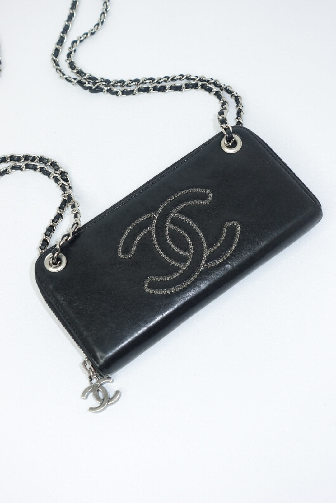 170. Chanel Re-Worked Zip Vintage W.O.C Black CC Chain Interlocking Logo