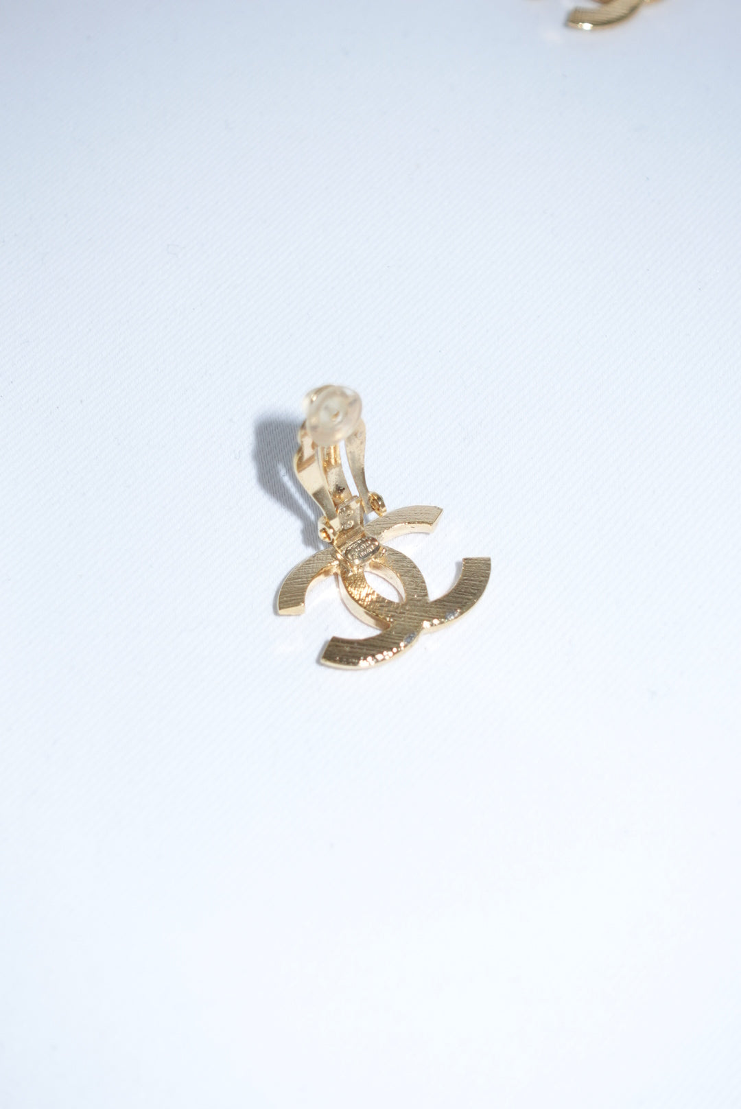 Chanel Vintage Gold CC Logo Clip Earrings