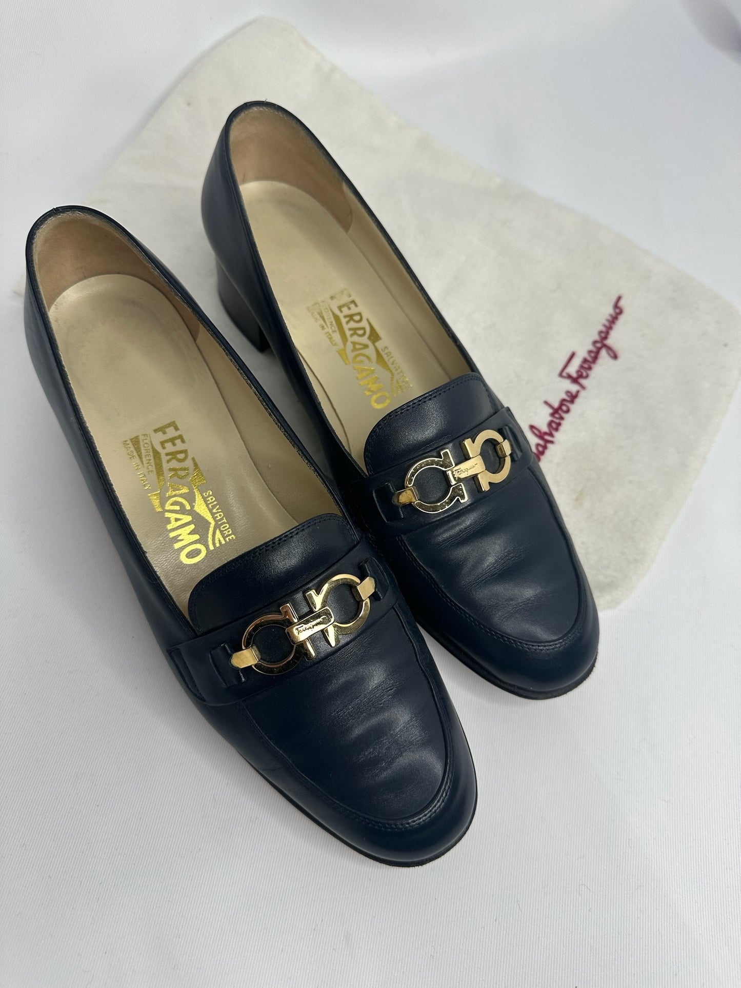 025. Ferragamo Blue Navy Vintage Loafers 36 (small fit)