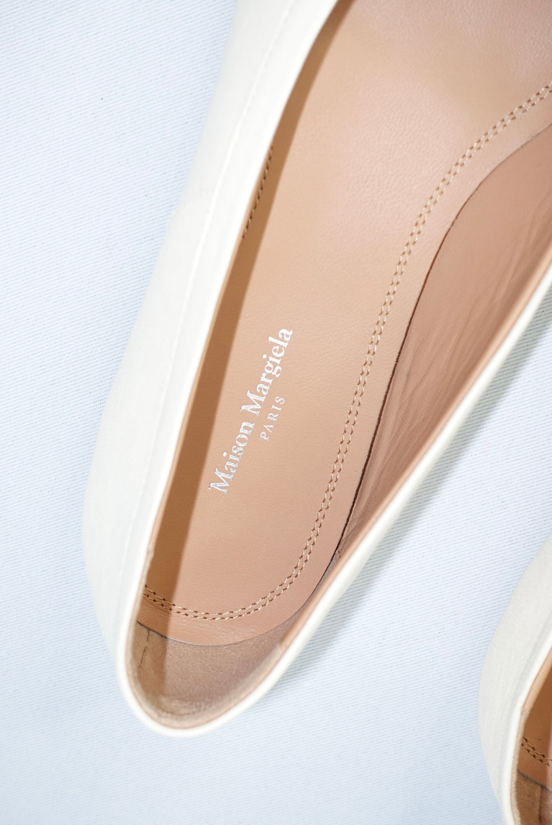 073-38. Margiela Tabi Ballet Flats Cream