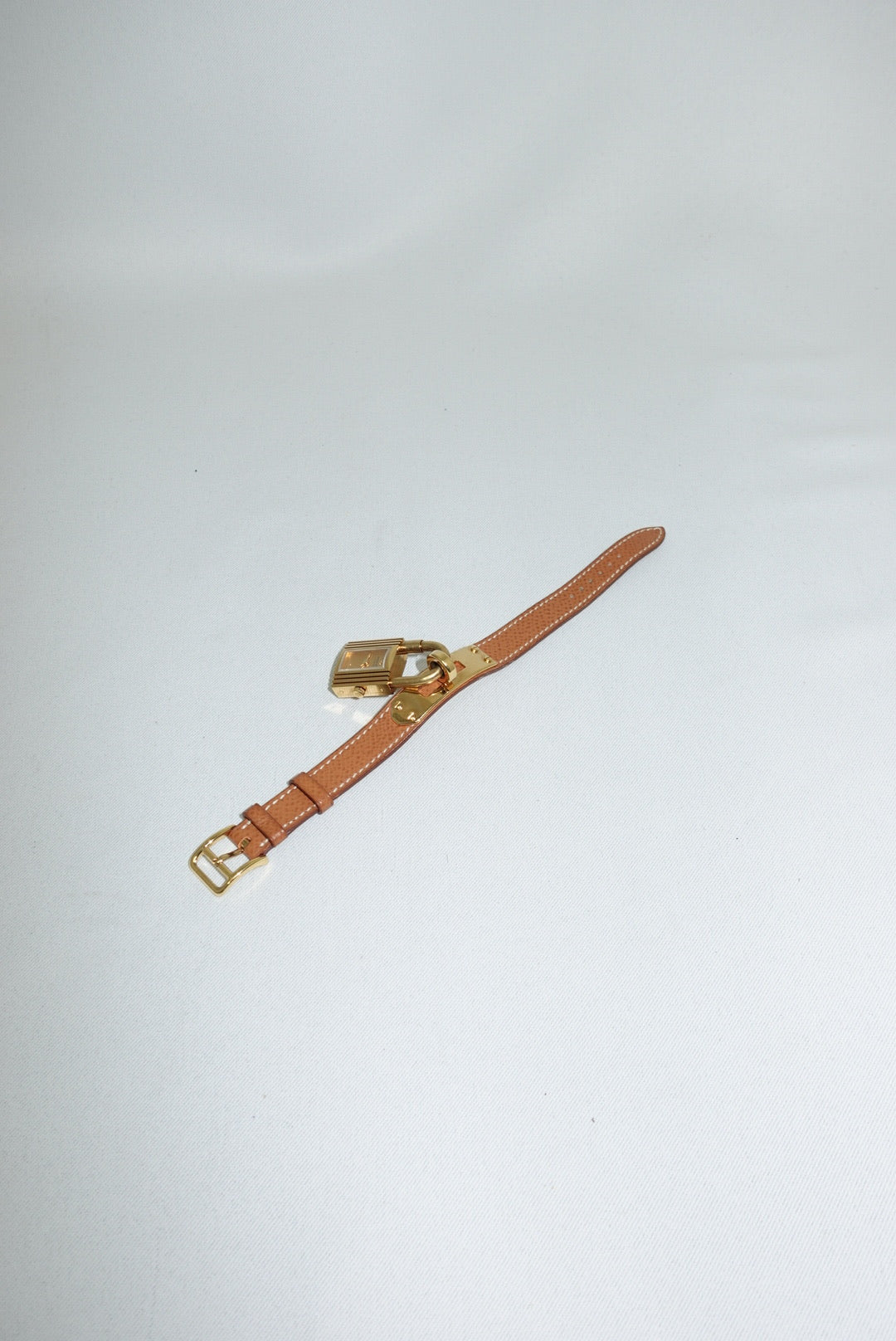 092. Hermès Kelly Vintage Watch with Camel Strap