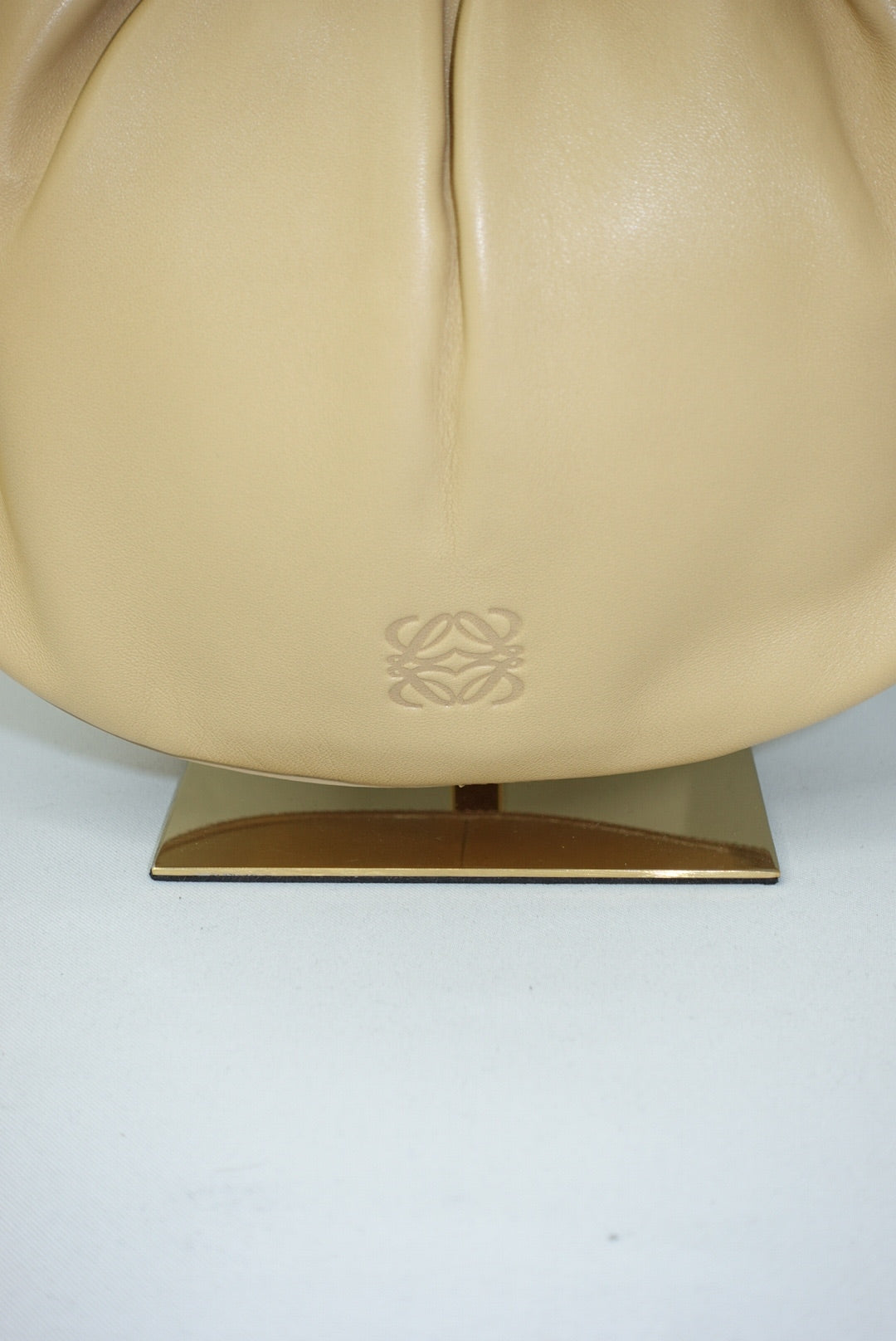 005. Loewe Vintage Beige Shoulder Bag
