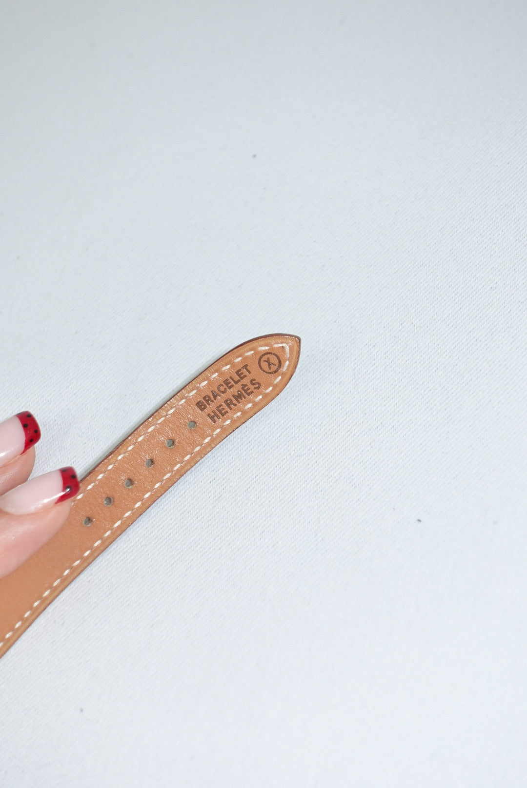 092. Hermès Kelly Vintage Watch with Camel Strap