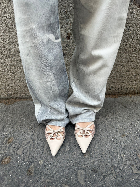 169. Fendi Vintage Beige Mules Kitten Heels 38.5