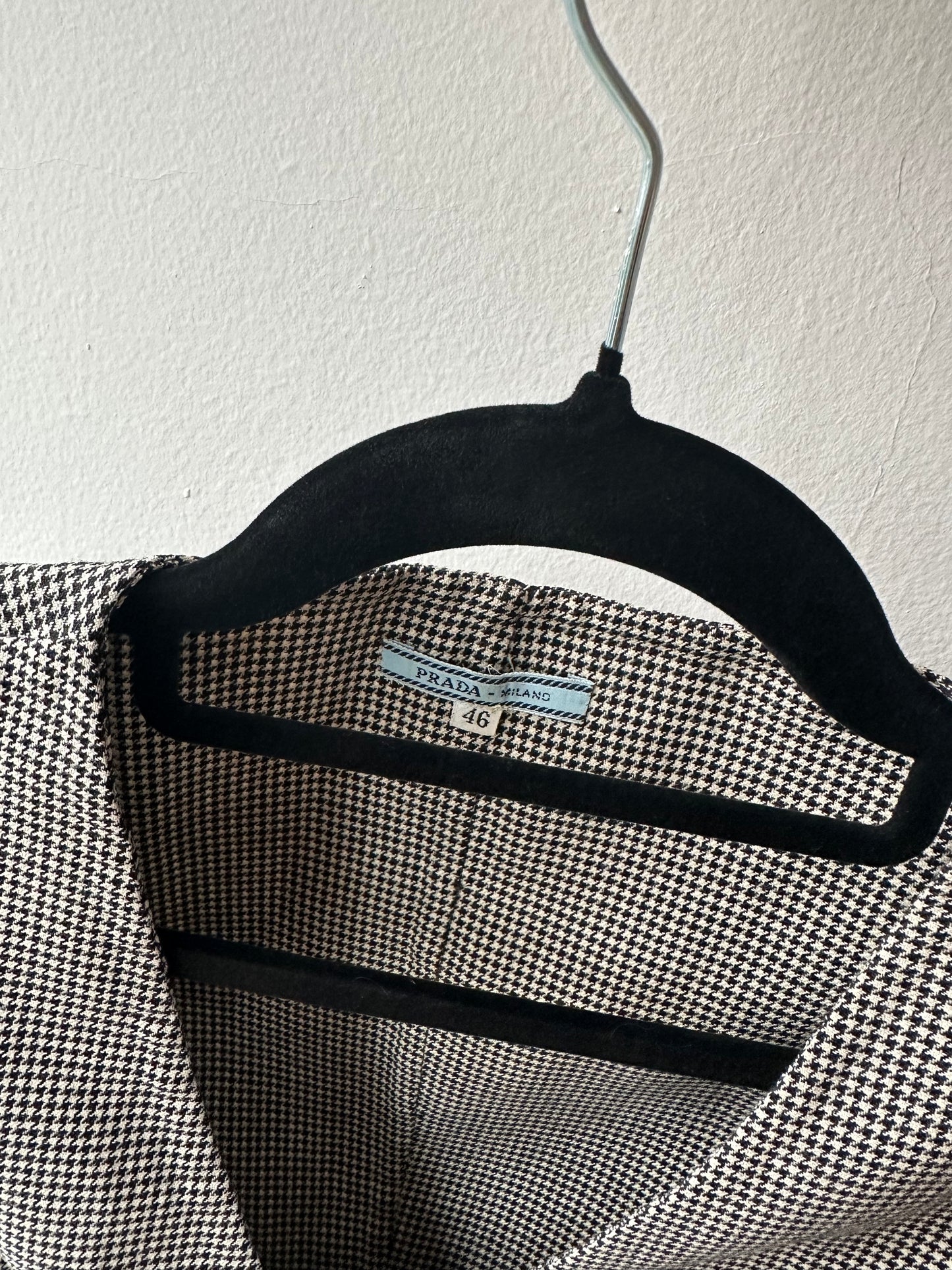 046. Prada B&W Pattern Vest