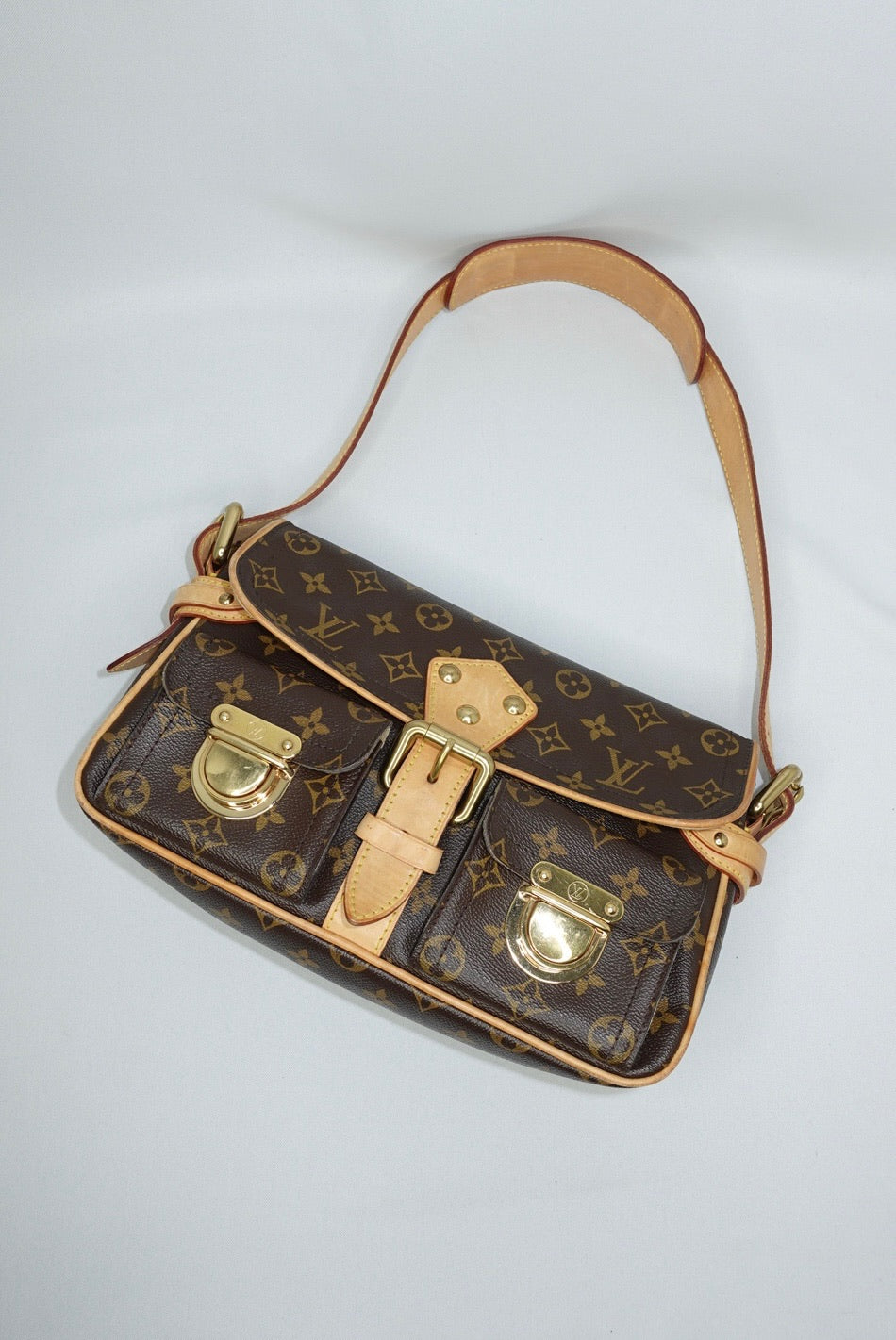 106. Louis Vuitton Vintage Monogram Hudson PM Canvas Bag