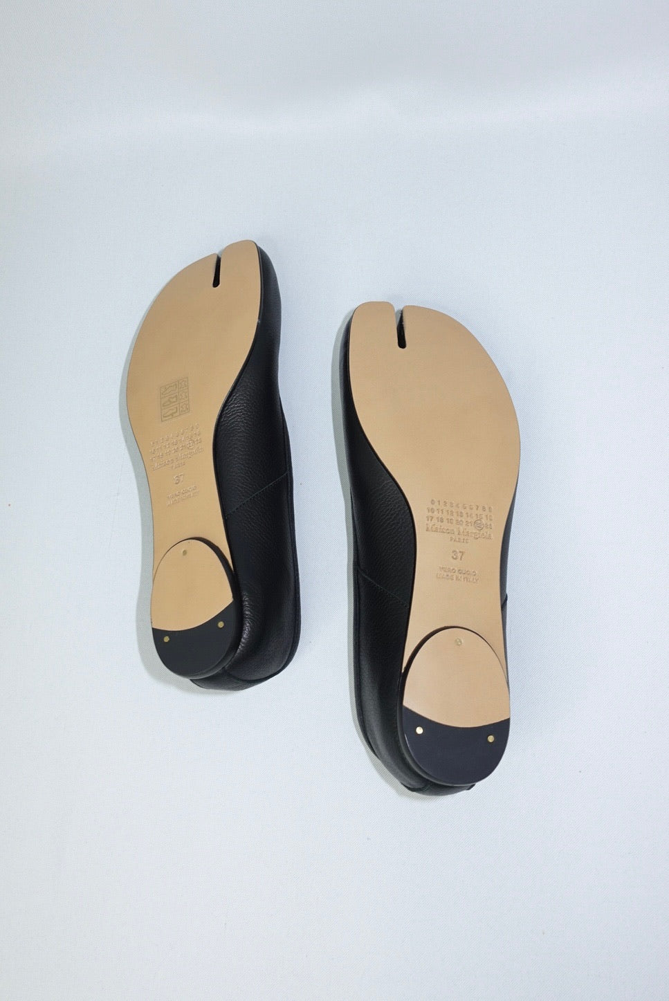 072. Margiela Tabi Ballet Flats Black 37