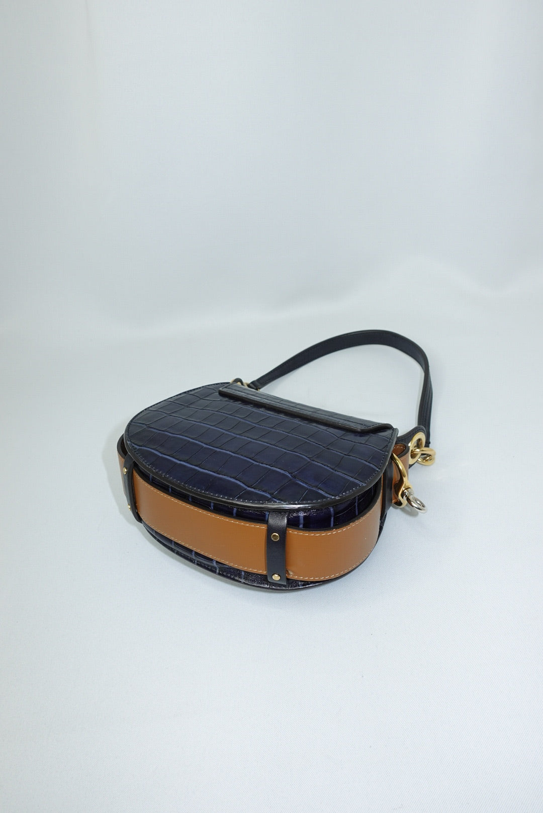 120. Chloé Tess Navy and Gold Shoulder Bag