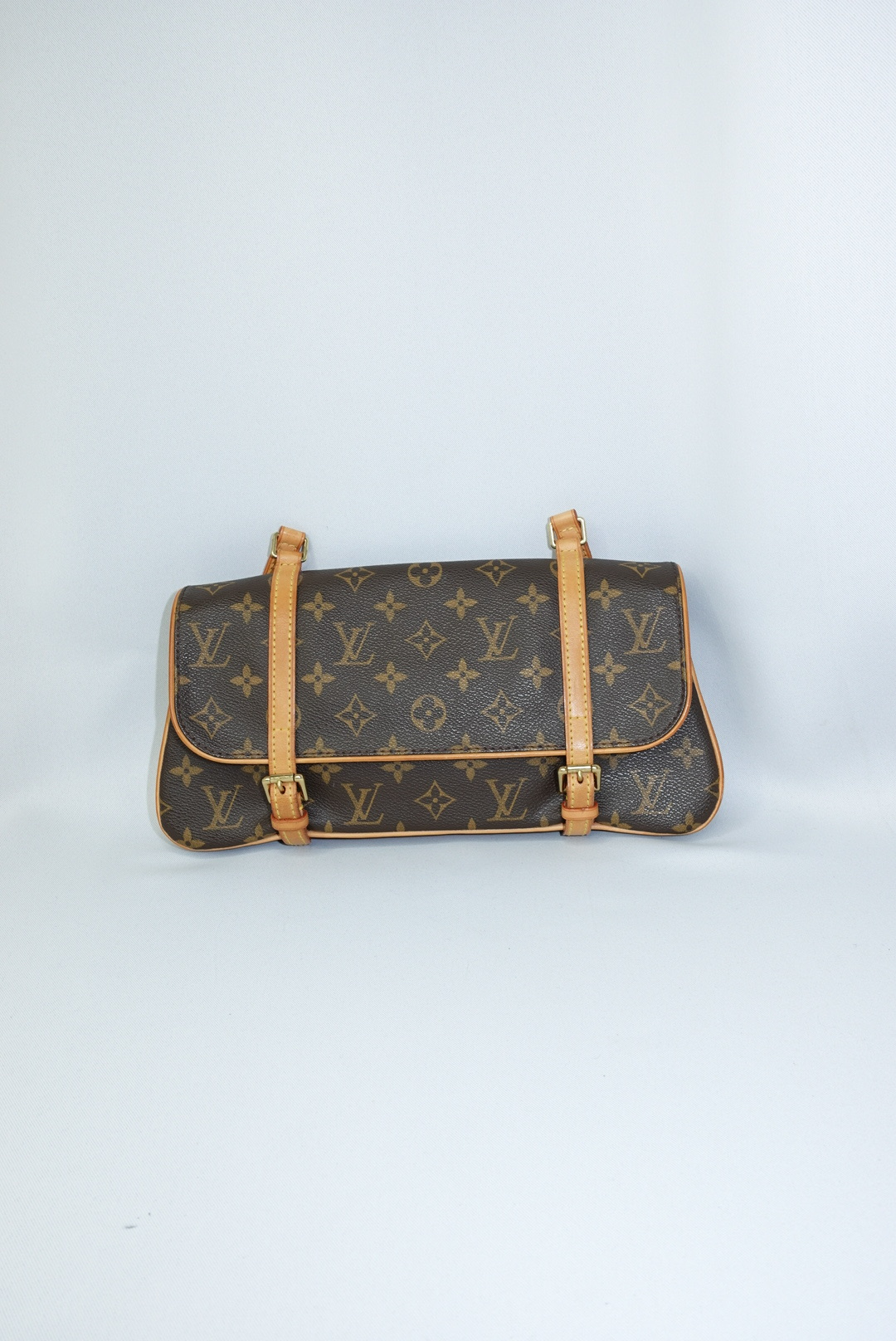 069. Louis Vuitton Marelle Vintage Shoulder Bag