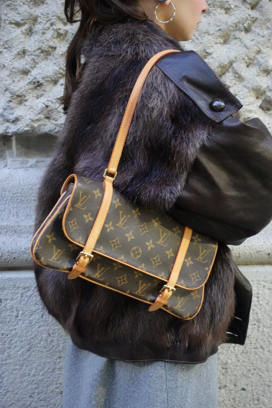 069. Louis Vuitton Marelle Vintage Shoulder Bag