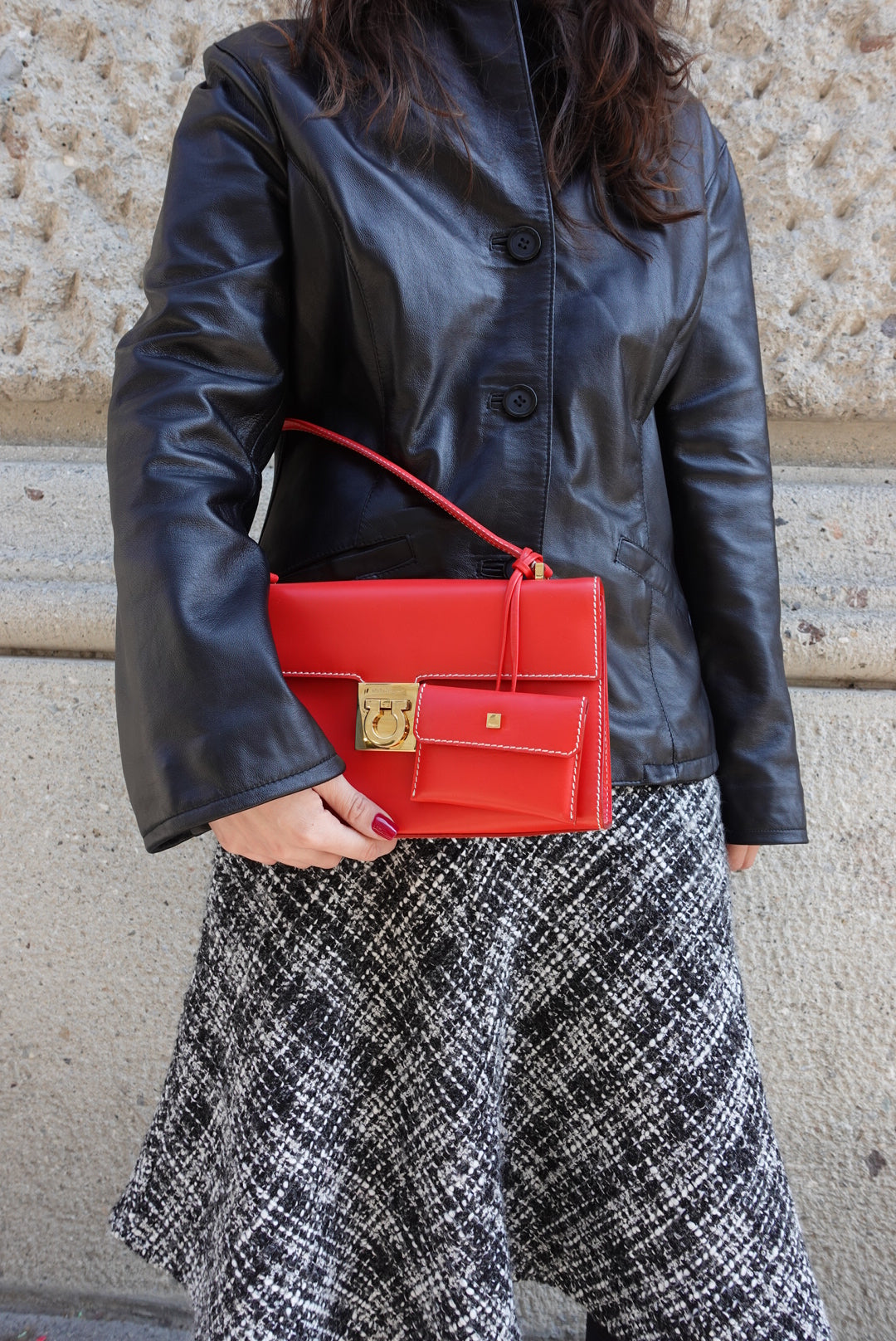 023. Ferragamo Vintage Lock Story Shoulder Bag