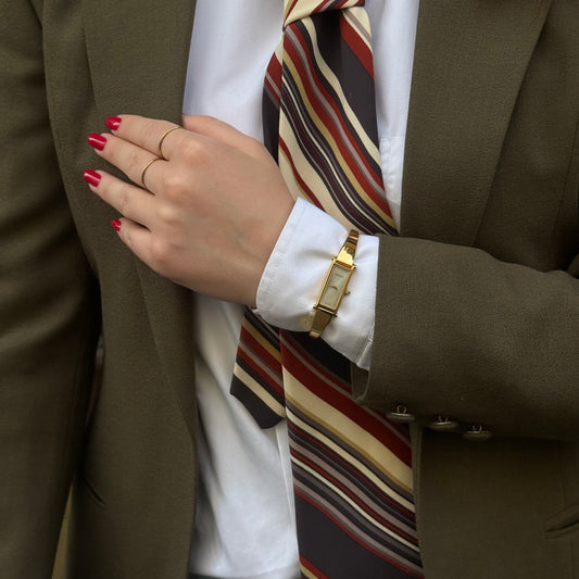 Vintage Gucci Horsebit Gold Toned Watch 1500L White Dial