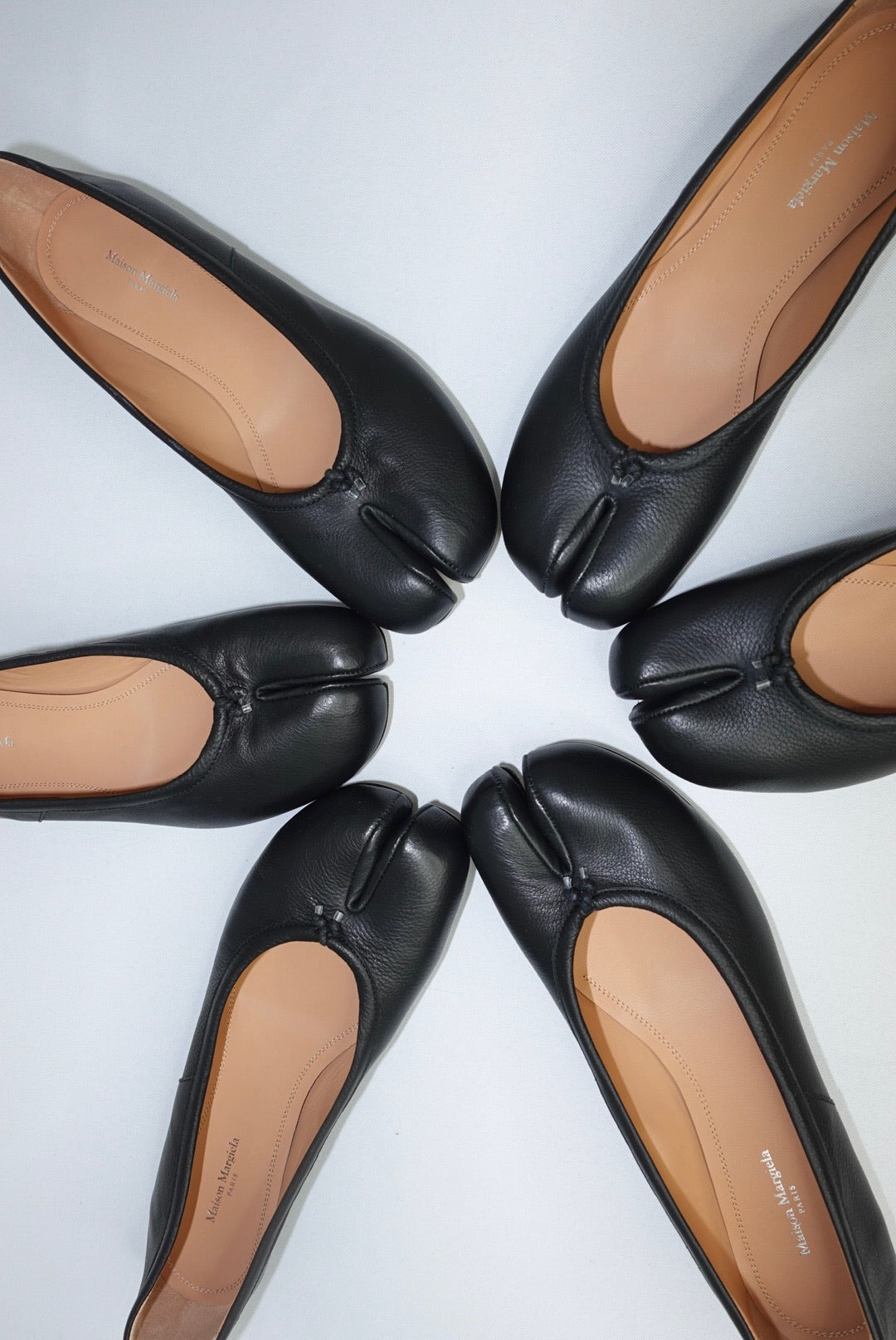 072. Margiela Tabi Ballet Flats Black 37