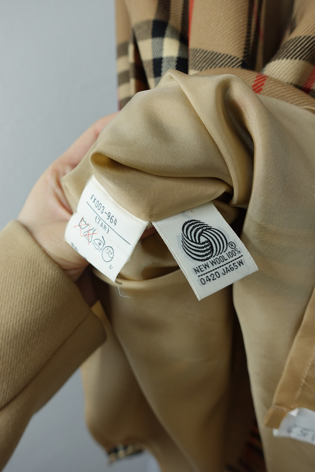 Burberry Midi Plissè Skirt