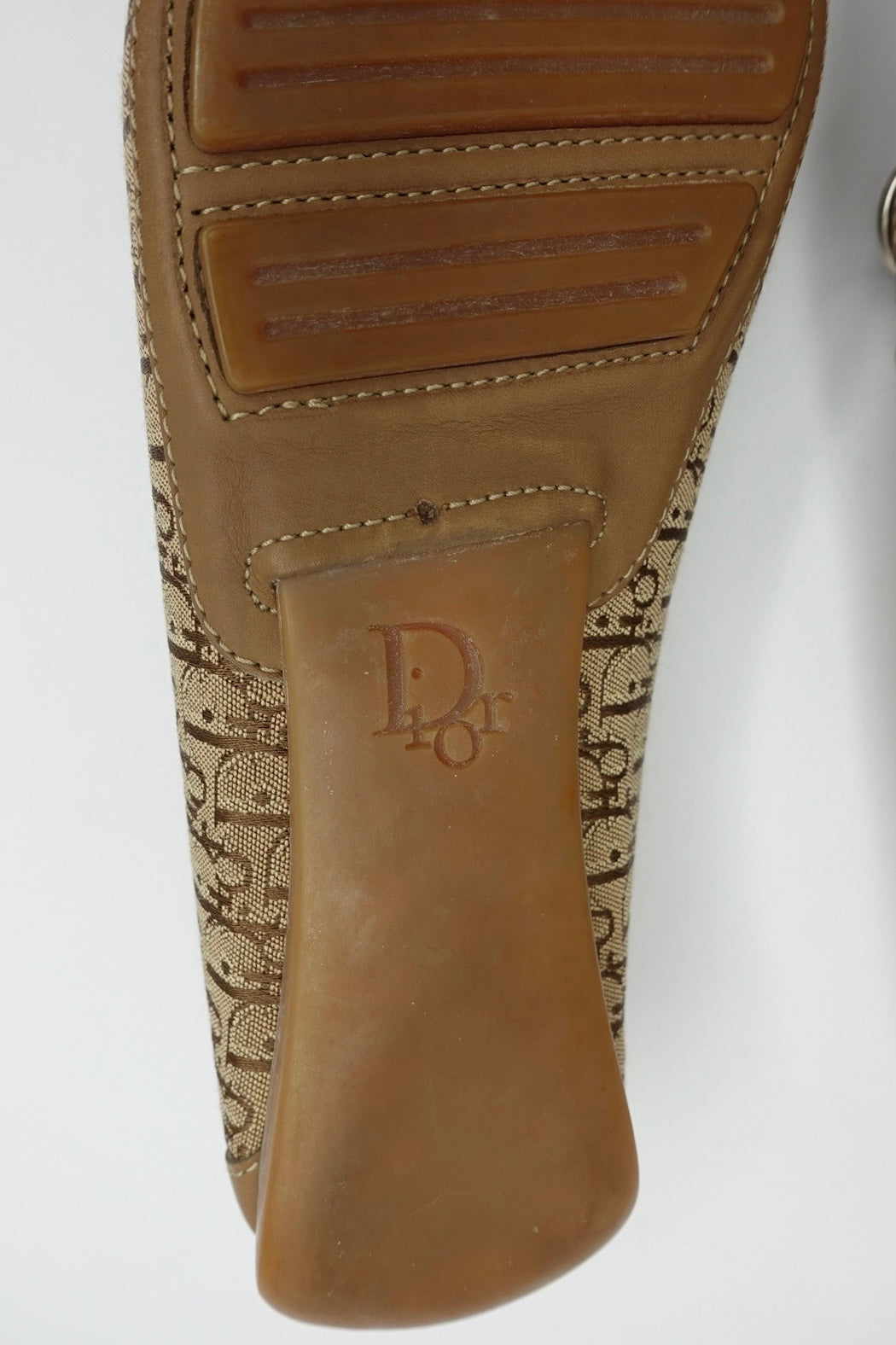 036. Dior Canvas Monogram Loafers Beige 37