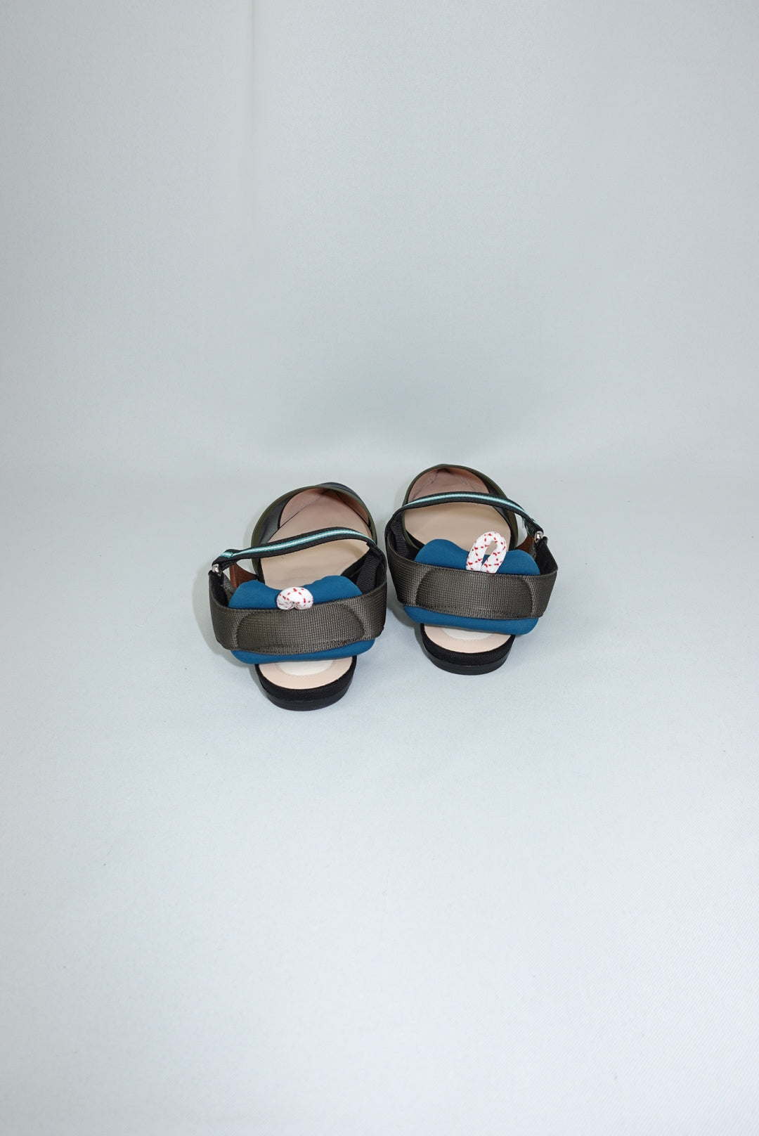 076. Fendi Colibri Mesh Pointed-Toe Blue and Green Ballerina Shoes 36