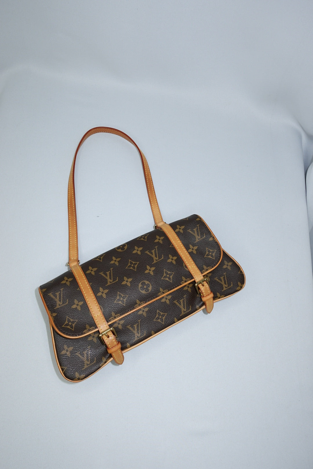 069. Louis Vuitton Marelle Vintage Shoulder Bag