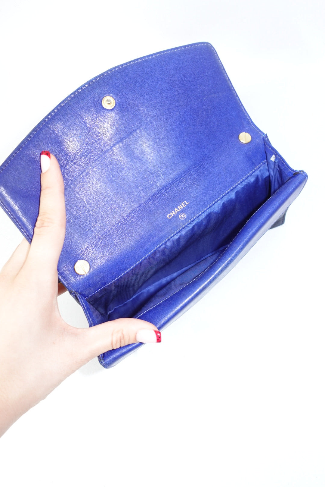 018. Chanel Re-Worked Vintage Flap W.O.C. Navy Caviar Leather CC logo