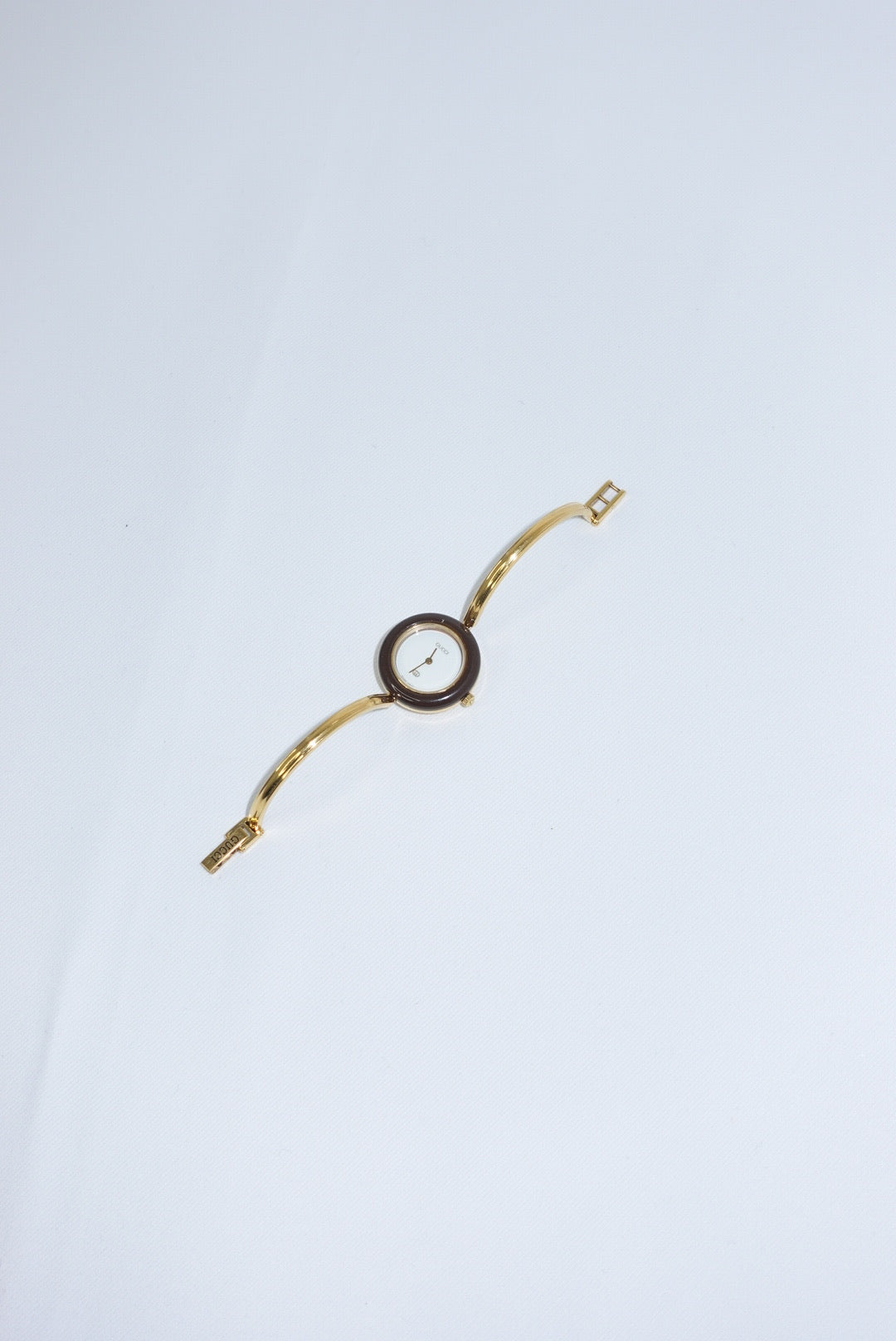 103. Gucci Bezel Gold Bracelet Vintage Watch