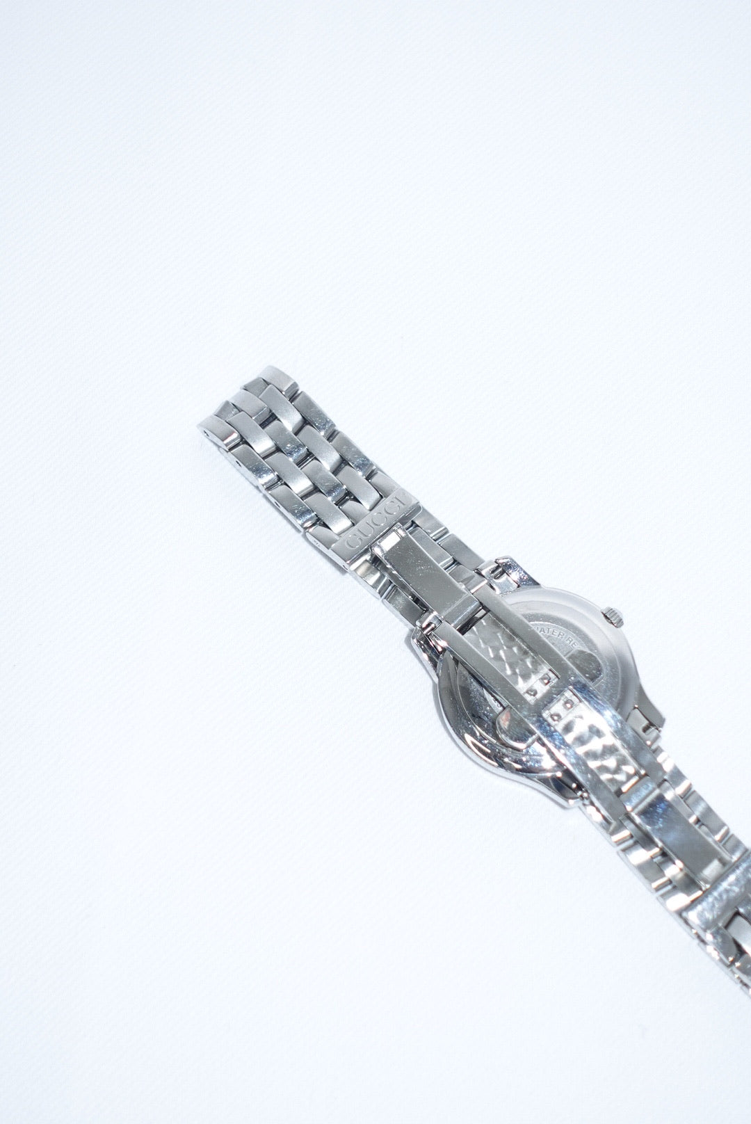 096. Gucci Vintage Silver Toned 5500L Grey Dial Vintage Watch