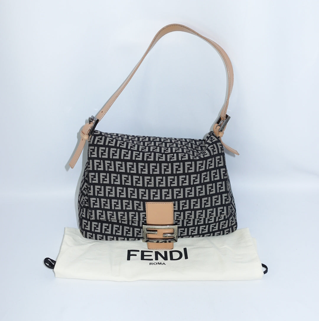 Fendi Mamma Black Baguette