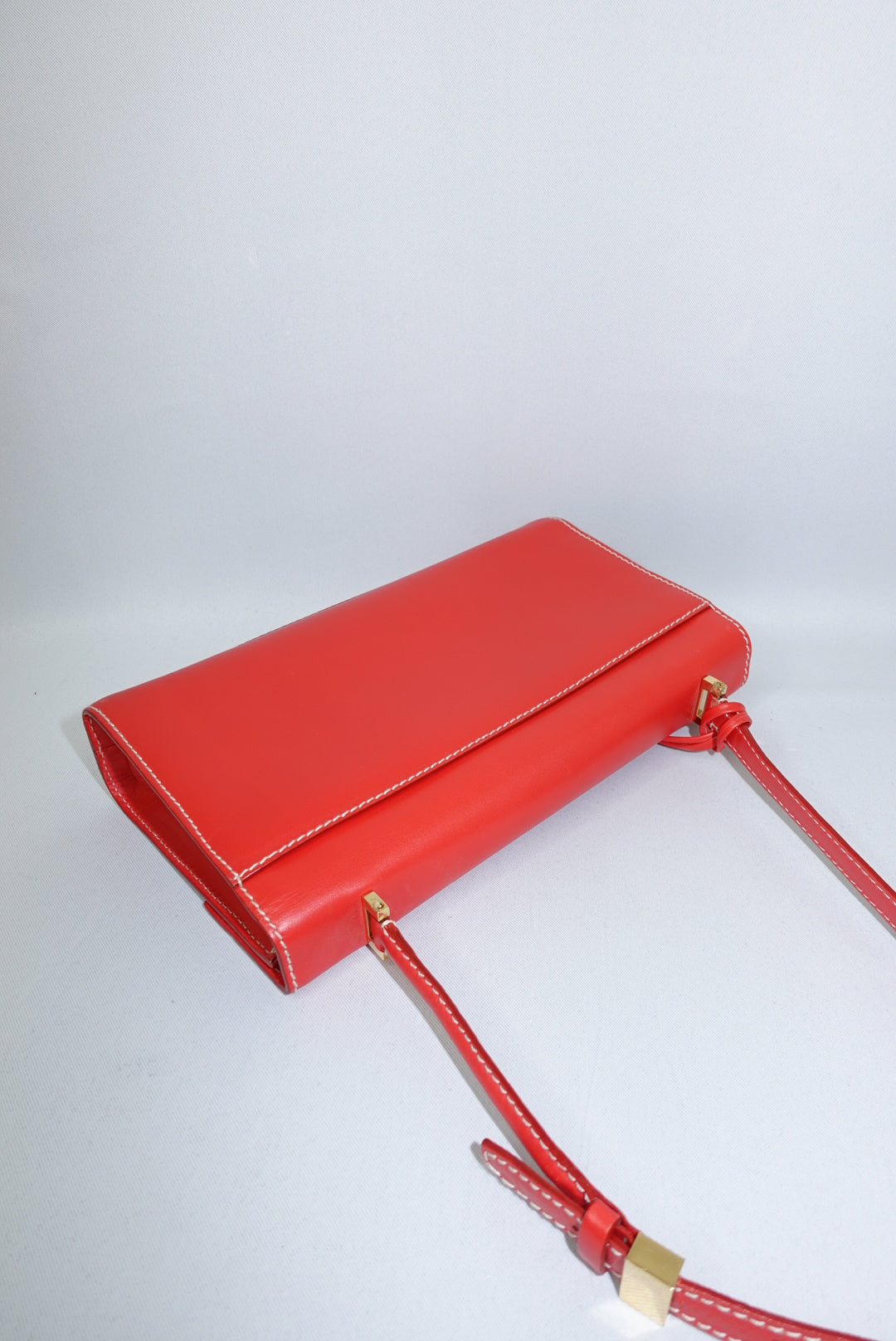 023. Ferragamo Vintage Lock Story Shoulder Bag