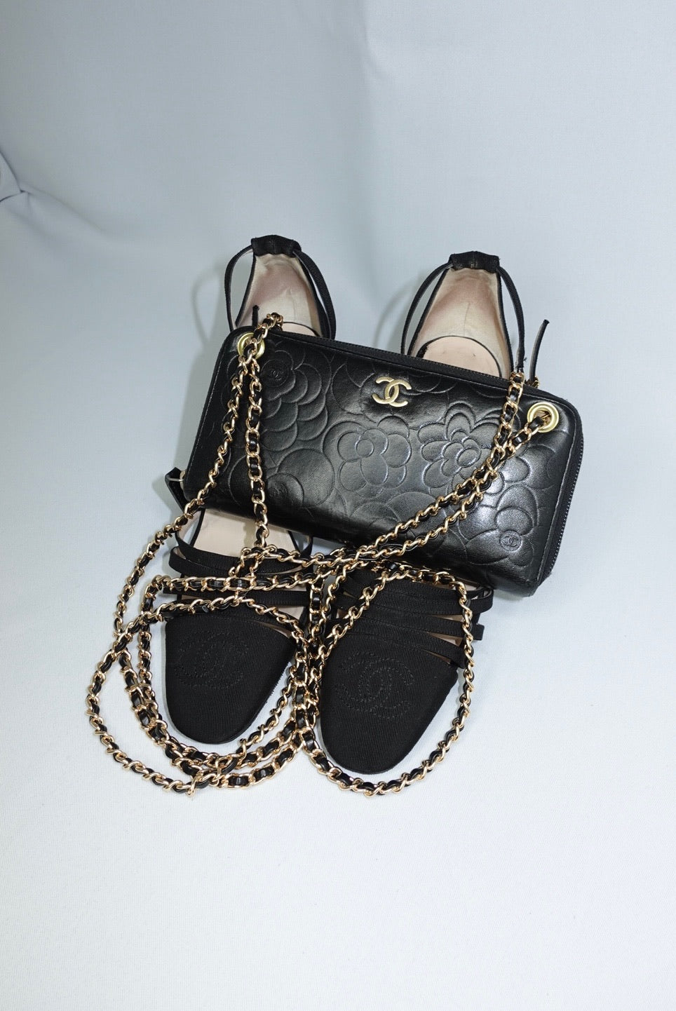 Chanel Re-Worked zip W.O.C. Camelia Limited Edition