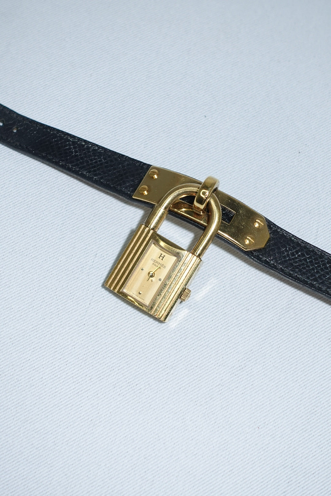 093. Hermès Kelly Vintage Watch with Black Strap