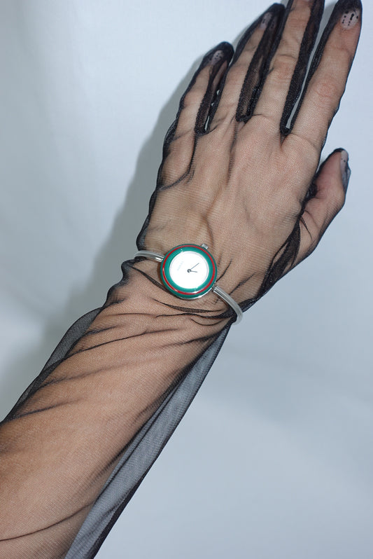 Gucci Bezel Silver Vintage Round Watch