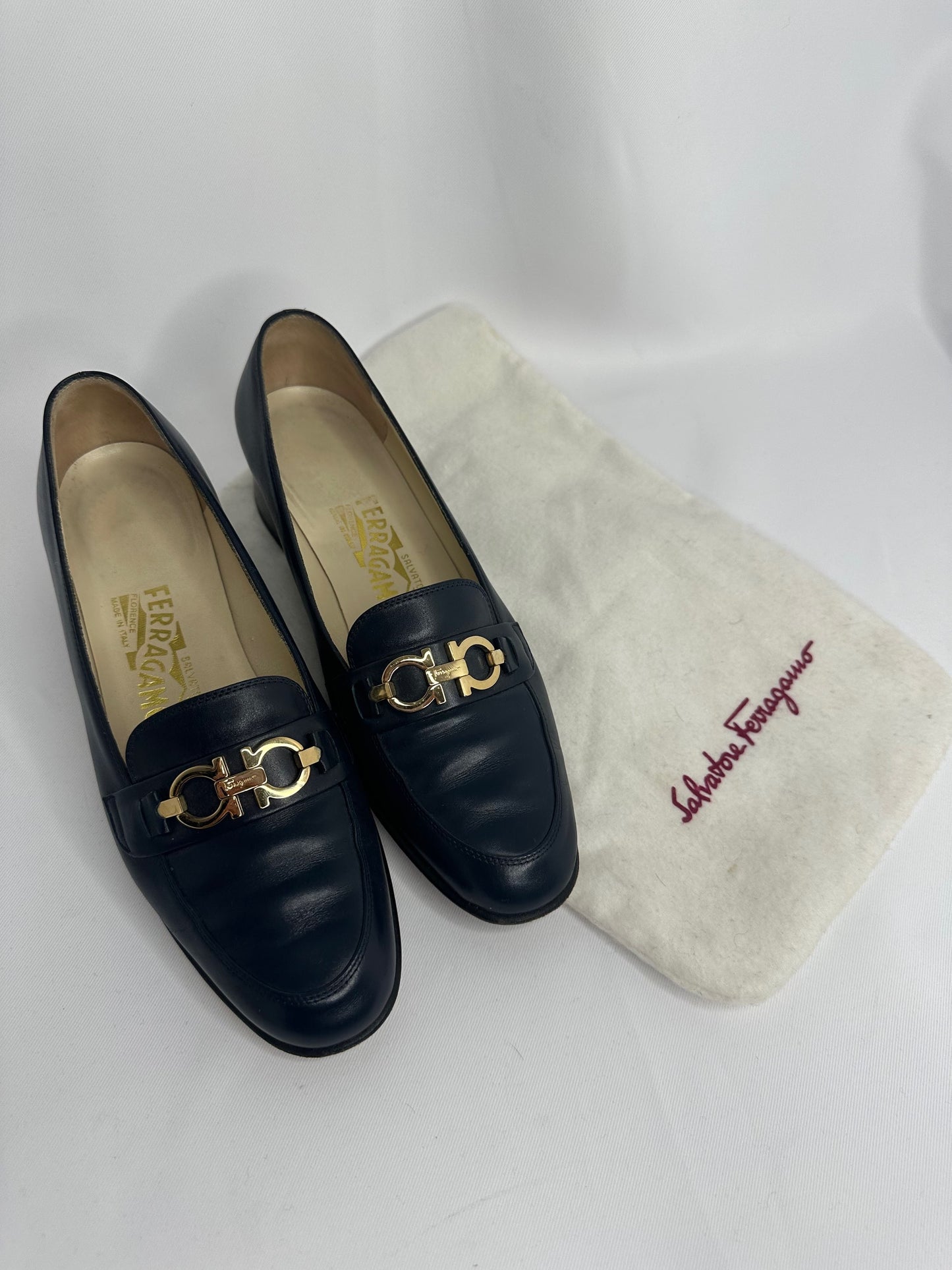025. Ferragamo Blue Navy Vintage Loafers 36 (small fit)