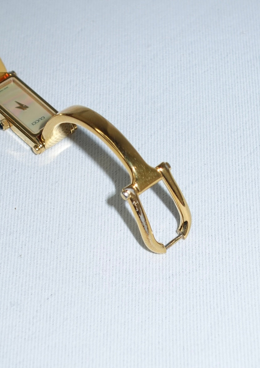 Gucci Vintage 1500L Horsebit Gold Toned Watch with White Dial